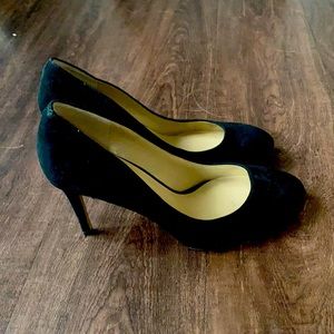 Ann Taylor black suede heels